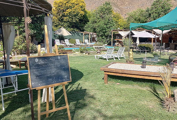 Full Day: Desayuno + Almuerzo + Piscina + Masaje