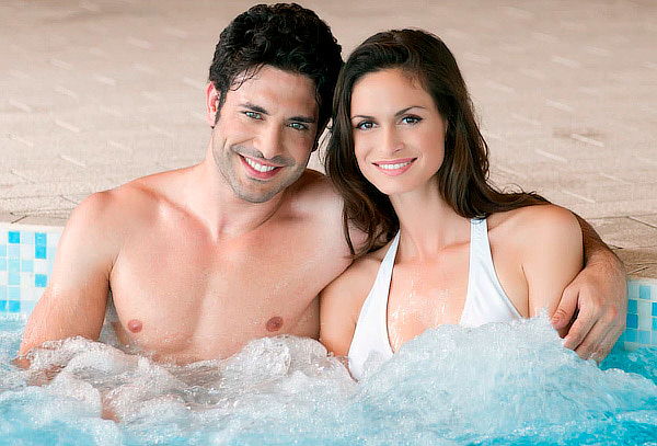 Spa para Pareja + Jacuzzi + Masaje en Galerias