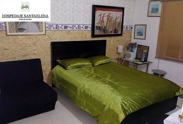 Santa Elena: Escapada en Chalet para Parejas + Copa de Vino