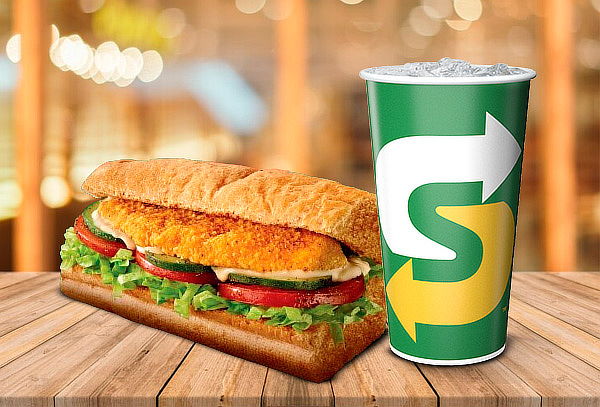 SUBWAY:  Sándwich de 15 cm de Pollo Apanado + Gaseosa 12 Onz