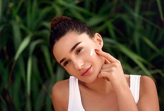 2x1 Limpieza Facial Profunda + Máscara Led + Extracción