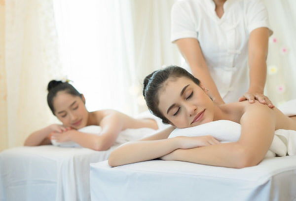 Spa para 2 Amigas con Jacuzzi Galerías