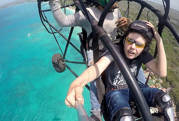 Vuelo en Parapente a Motor en Bocagrande, Cartagena 