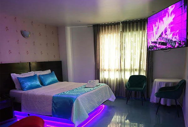 Plan con Decoración -4 Horas en Motel Luna Azul 