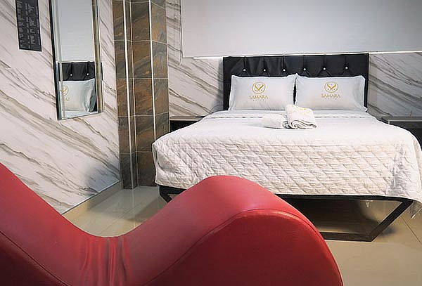 Escapada Romántica 4 Horas Motel Samara Suites + Decoración
