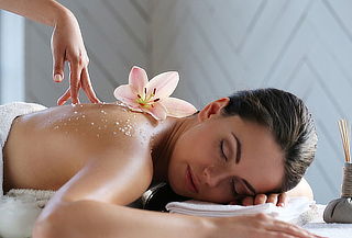 Spa Relajante Corporal + Bebida Opción Spa Facial 