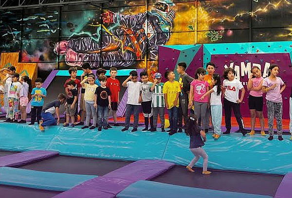 Fiesta de Cumpleaños Yamba: Atracciones + Alimentación 