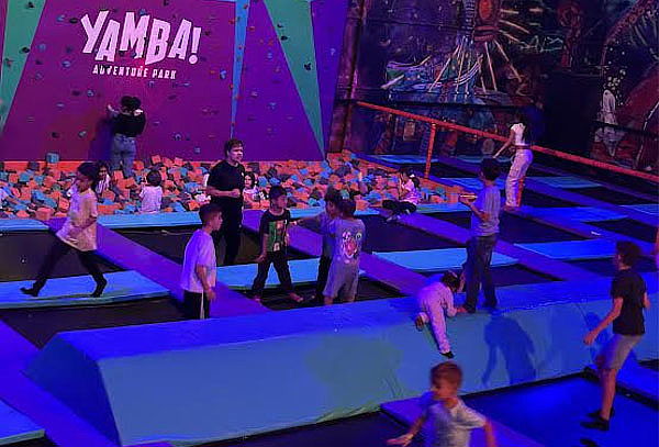 Fiesta de Cumpleaños Yamba: Atracciones + Alimentación 