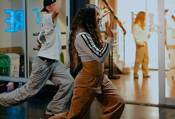 2, 3, o 5 Clases de Baile en Bureo Dance Studio