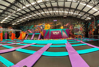 Yamba Park: 1 ó 2 Horas de Salto + Atracciones Extra 
