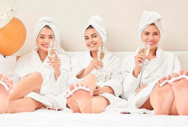 Spa 3 Amigas + Jacuzzi + Masaje en Restrepo 
