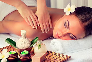 Momento Zen: Masaje Premium + Veloterapia + Mascarilla