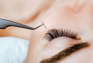Mirada de Impacto: Pestañas Pelo a Pelo efecto Pestañina 