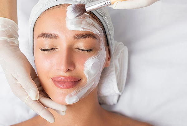 Limpieza Facial Revitalizante para Todo Tipo de Piel