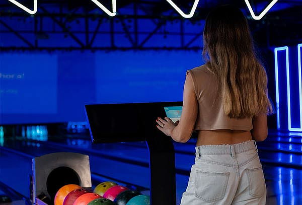 1 Hora de Bolos hasta para 6 Personas - CC Santa Fé