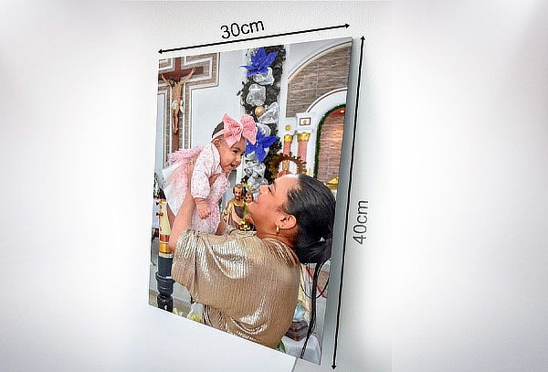 1 Foto-Retablo 30cm x40cm  + 20 Fotografias 10x14cm 