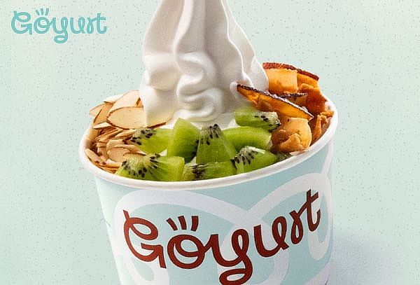 Go Maxi con 3 topping y 1 salsa a elección