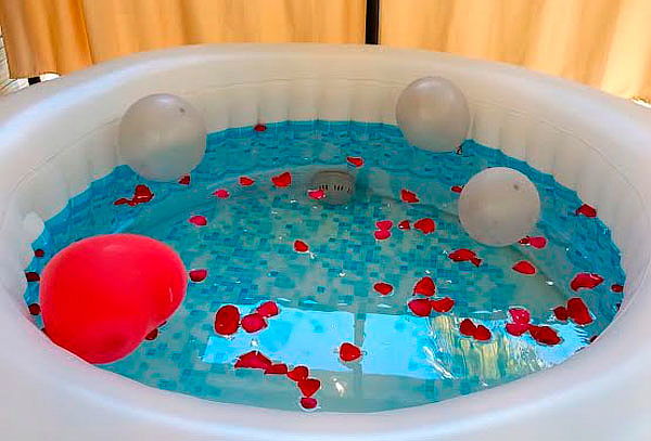 Noche para Dos Personas en Cabaña Mar de Luna + Jacuzzi