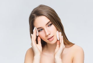 Limpieza Facial Profunda + Alta frecuencia + Luz roja