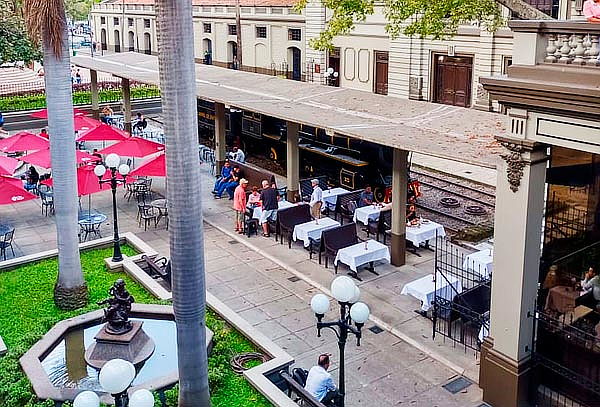 Tour Panorámico por Medellín: Moderno e Innovador 