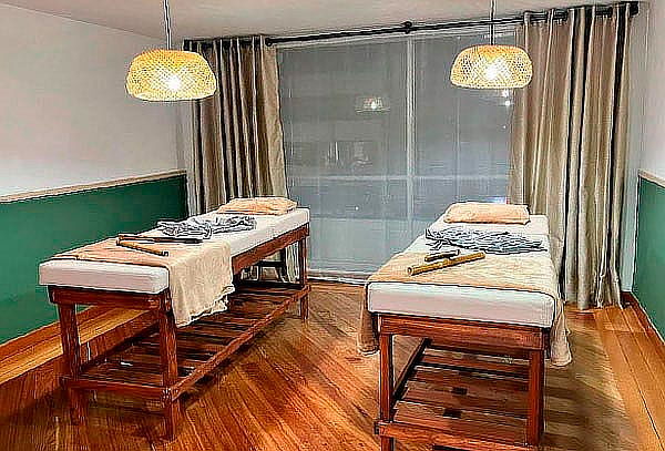 Masaje Detox Cuerpo Completo + Sauna con Hierbas Détox