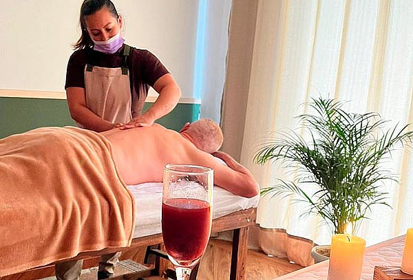 Masaje Detox Cuerpo Completo + Sauna con Hierbas Détox