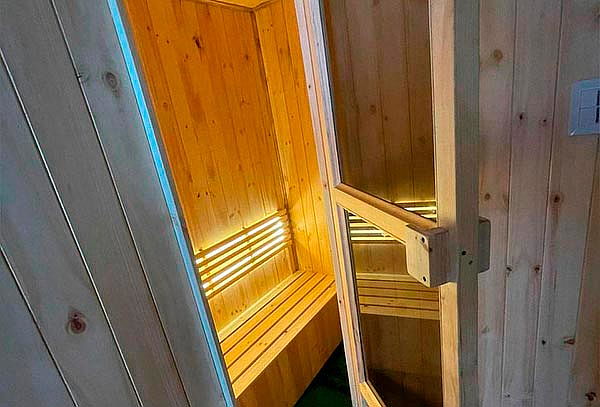Masaje Détox Cuerpo Completo + Sauna con Hierbas Détox