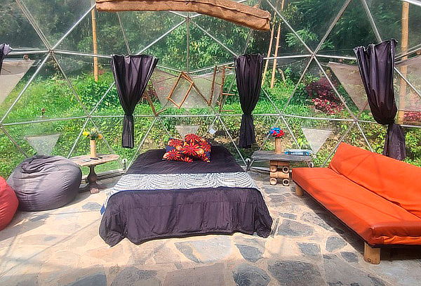 1 Noche de Alojamiento en Dome Glamping + Jacuzzi Aclimatado