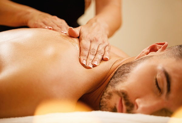 Masaje Descontracturante en Cuerpo Completo + Led Facial