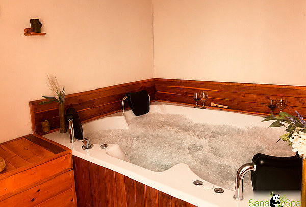 Circuito Relax en SANA Spa / Jacuzzi + Masaje Relajante