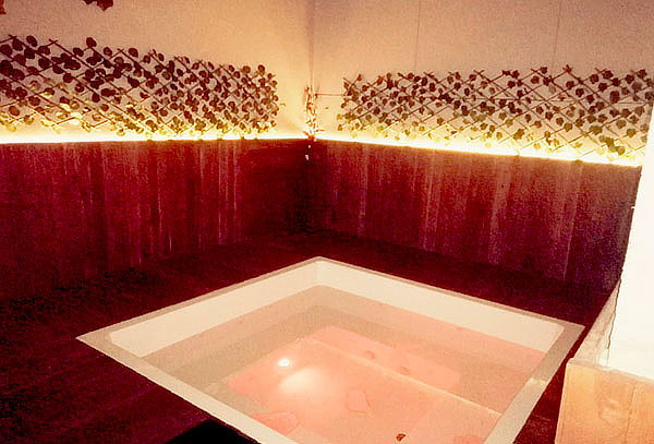 Spa y Terapia Descontracturante para 1 o 2  + Sauna o Turco 