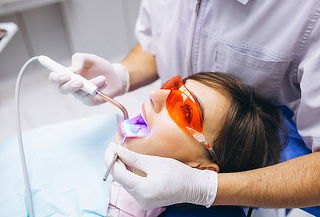 Limpieza Dental Profunda + Profilaxis con Aquacare