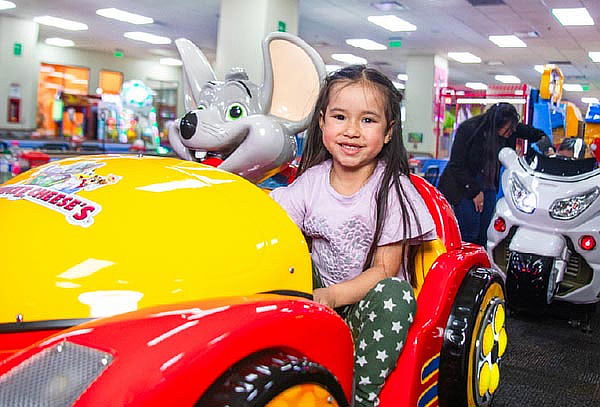 Chuck E Cheese - Paquete de 50 Puntos de Juegos