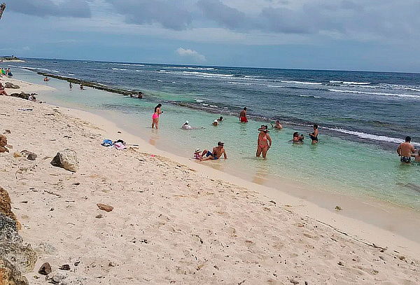 Vuelta a la Isla de San Andrés en Van + Almuerzo