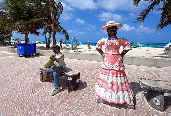 5 Tours en Lancha por San Andrés