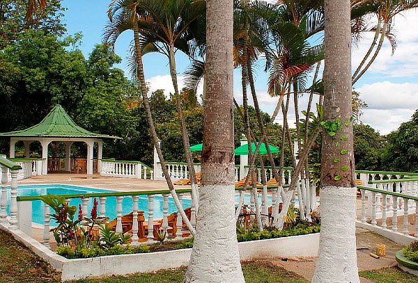 Alojamiento en Zona Camping en Mesitas con Desayuno 
