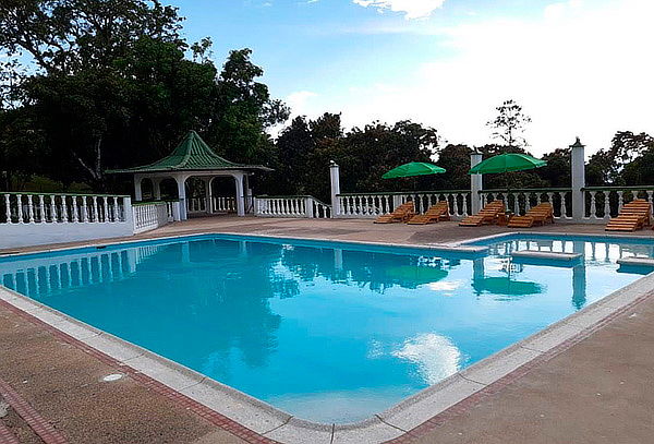 Día de Sol en Mesitas: Piscina + Sauna + Jacuzzi + Bebida