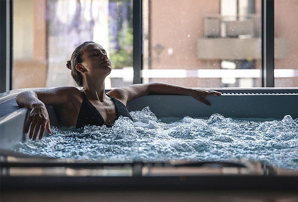 Spa Relax con Jacuzzi para 1, 2, 3 o 4 Personas en Galerías