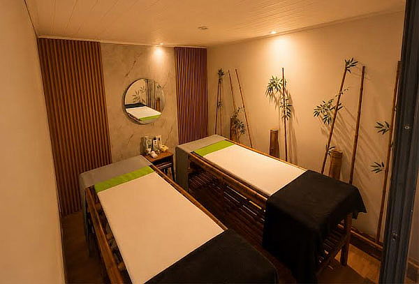 Spa PERLA para 3 Amigas con Sauna Herbal o Jacuzzi 