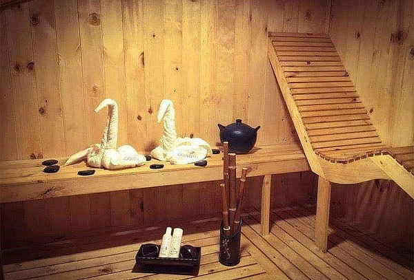 Spa Energizante Individual con Sauna Herbal + Bebida Fría