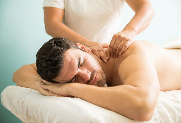 Experiencia Relax Con Masaje Anti-Estrés Tina y Copa de Vino