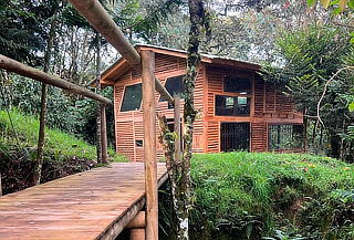Experiencia Única en Cabaña Privada para 2 en Santa Elena