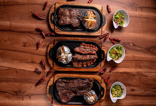 Cena Especial para 2 o 4: Entrada + Plato Fuerte + Sangría 