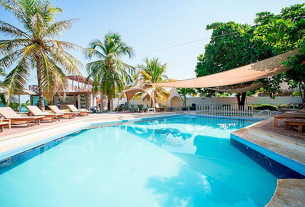 Pasadía Premium Cartagena: Transporte + Almuerzo + Piscina