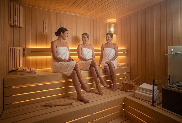 Spa Para 3 Amigas + Sauna + Hidratación facial + Bebida 