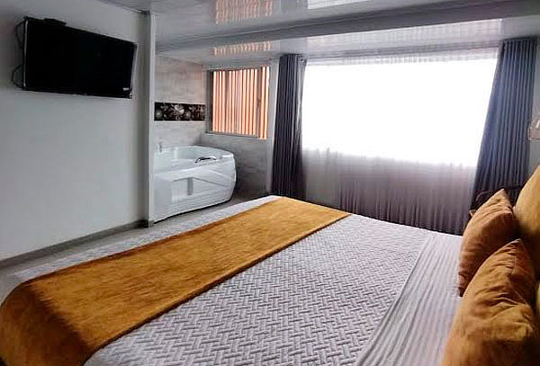 Noche Romántica para Pareja, Opción Jacuzzi