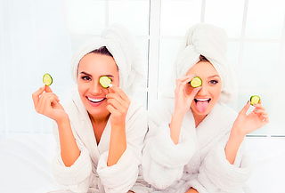 Spa para 2 Amigas con Jacuzzi + Exfoliación 