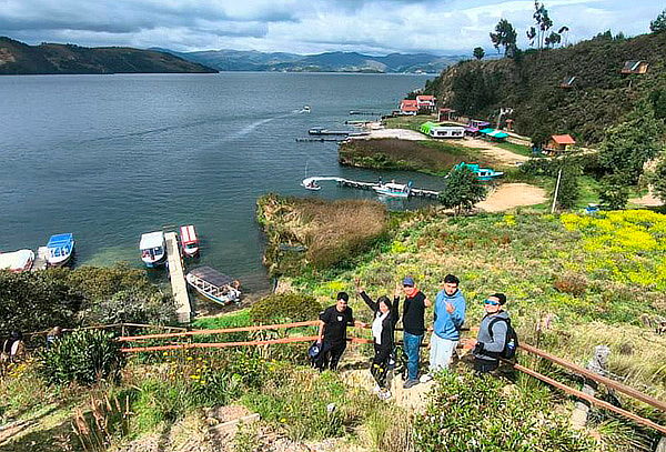 Pasadía Lago de Tota + Pueblito Boyacense + Iza + Tibasosa