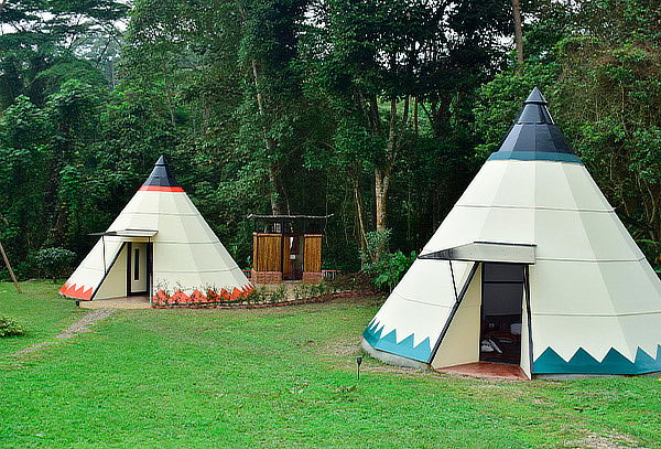 1 Noche Alojamiento en Ecohotel Tipi + Desayuno - La Mesa