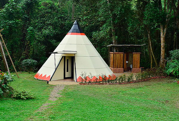 1 Noche Alojamiento en Ecohotel Tipi + Desayuno - La Mesa